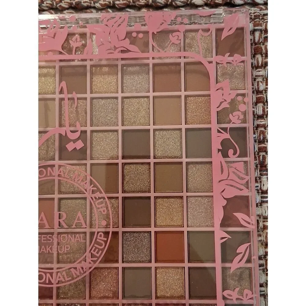 YARA 132 Soft Matte Eyeshadow Palette - Mauve, Pink, and Neutral Tones. New